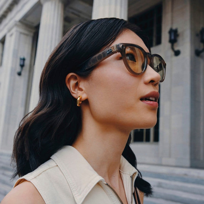 Ray-Ban Meta - Wayfarer Smart Glasses with Meta Ai, Audio, Photo, Video Compatibility - Clear to Green Transitions Lenses Ray-Ban Smart Glasses Matte Black Tekkas_Store